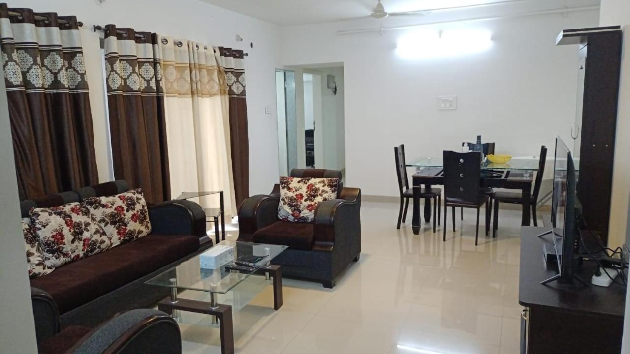 Elegant Premium Service Apartment In Kalyani Nagar, Pune Apartment
