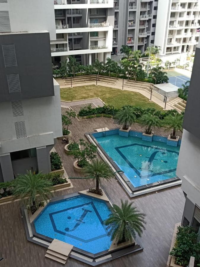Elegant Premium Service Apartment In Kalyani Nagar, Pune *